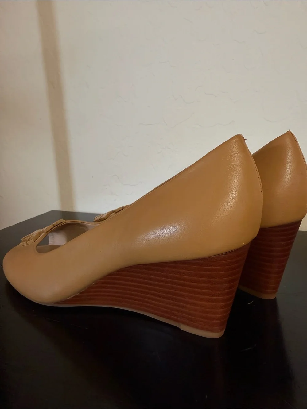 Tory Burch classic slip