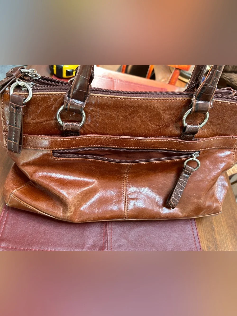 Gianni Bernini elegant brown