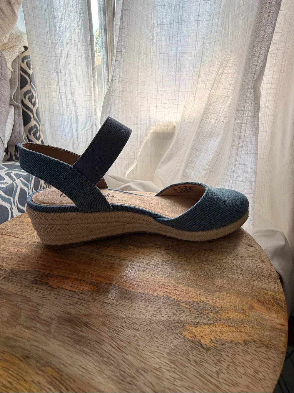 Life Stride 5cm damaged worn
