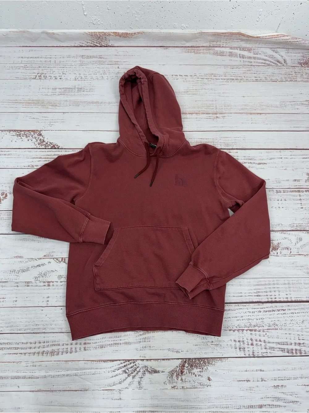 The North Face Men’s Small Burgundy Hoodie Sweatshirt