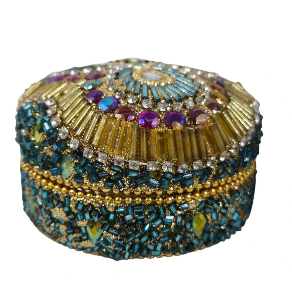 N/A vintage beaded