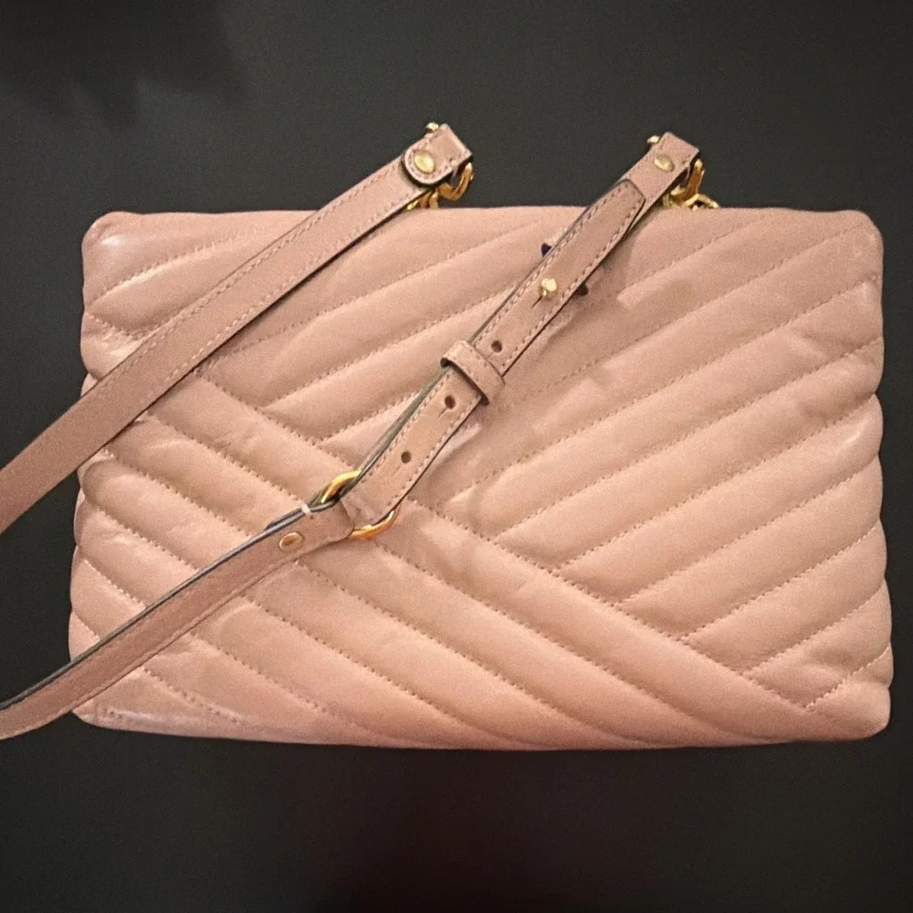 Tory Burch height 19cm