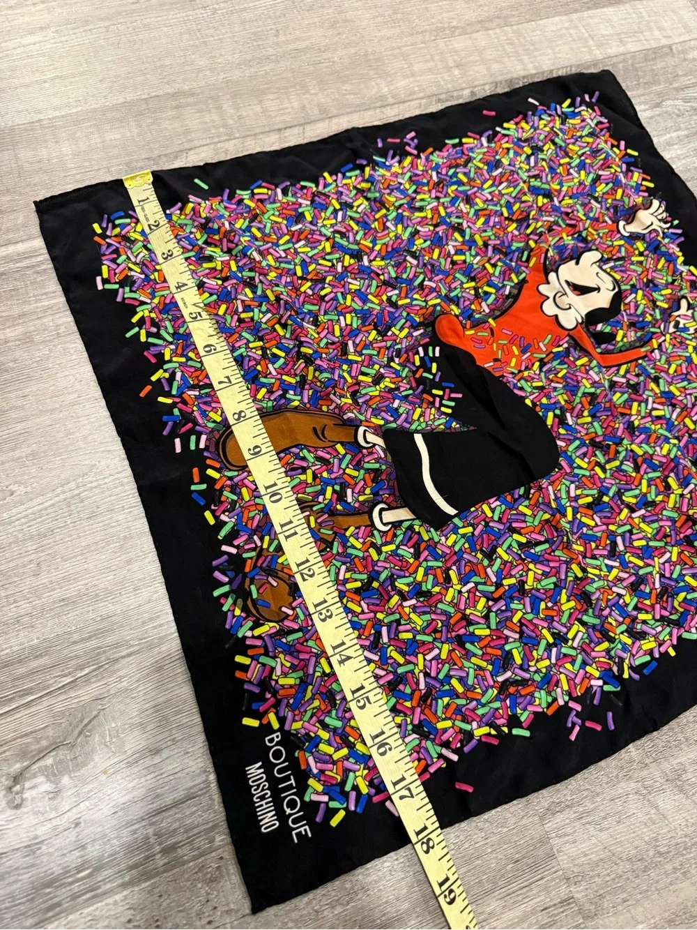 Moschino bold silk