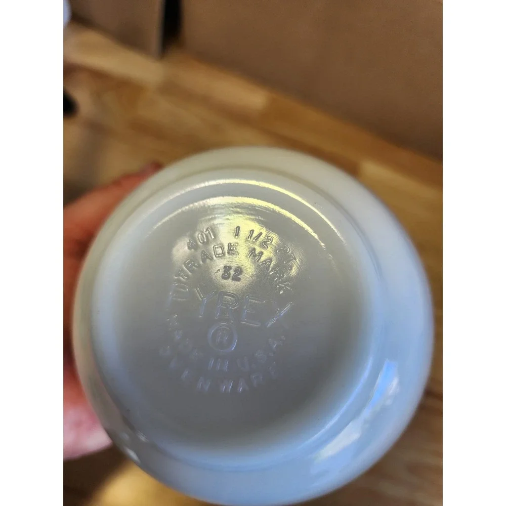 Pyrex country used