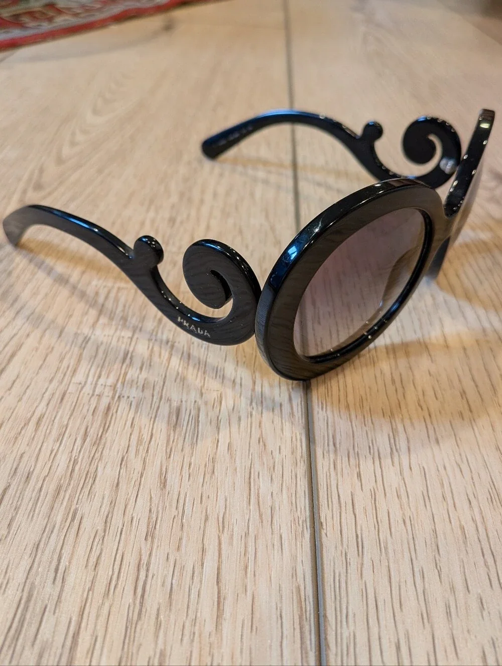 Prada iconic minimal