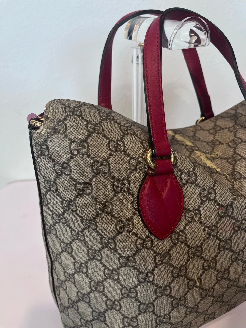 Gucci gg supreme