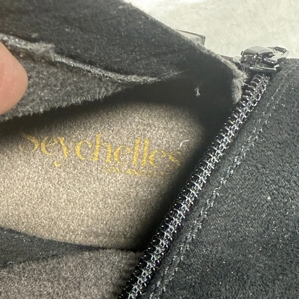 Seychelles brand style