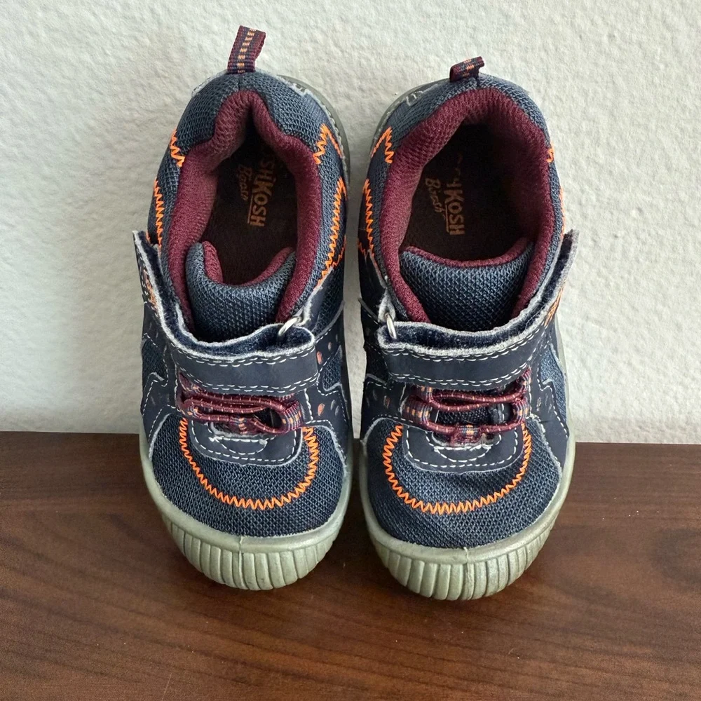 OshKosh Bgosh comfortable stylish