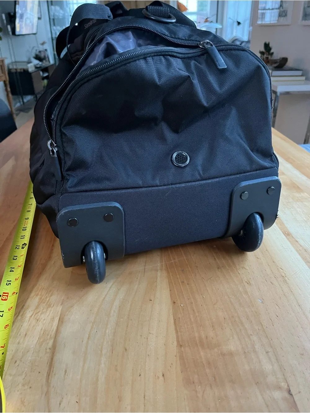 Samsonite spacious duffel