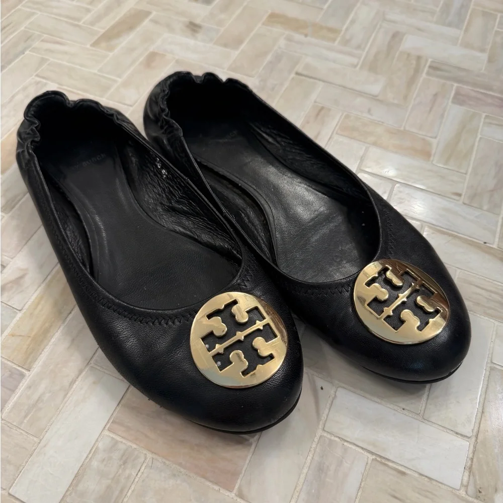 Tory Burch reposhing this