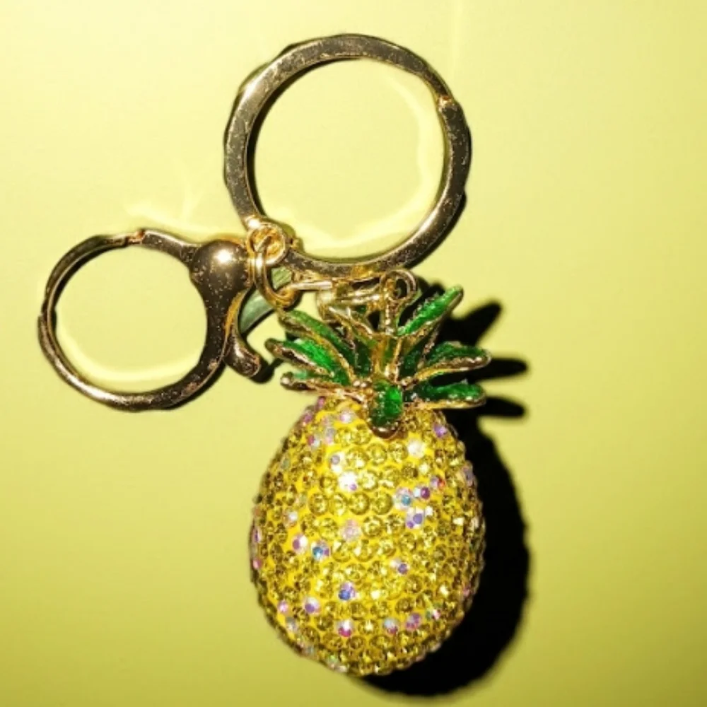 Fashion Jewelry sparkling pineapple