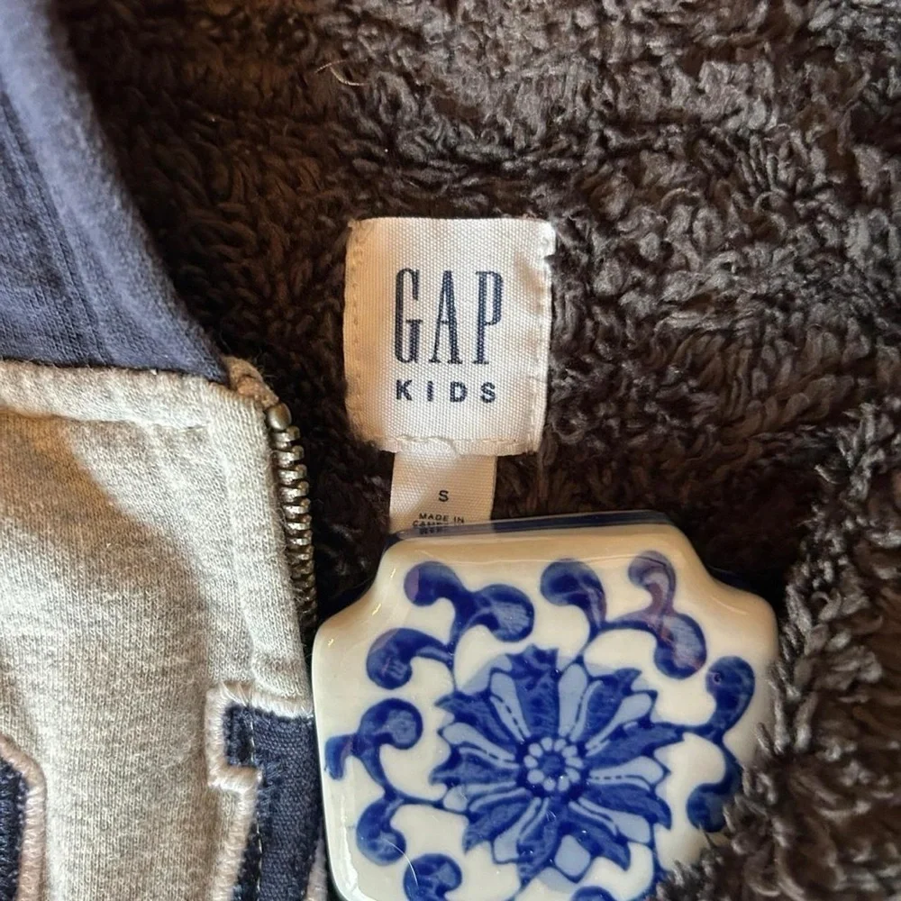 GAP this cozy