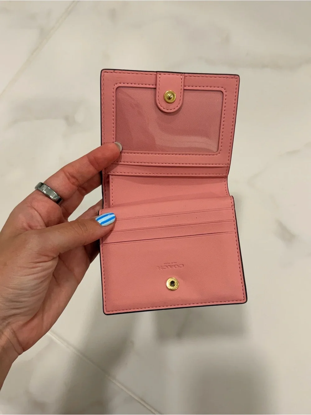 Coach classic signature