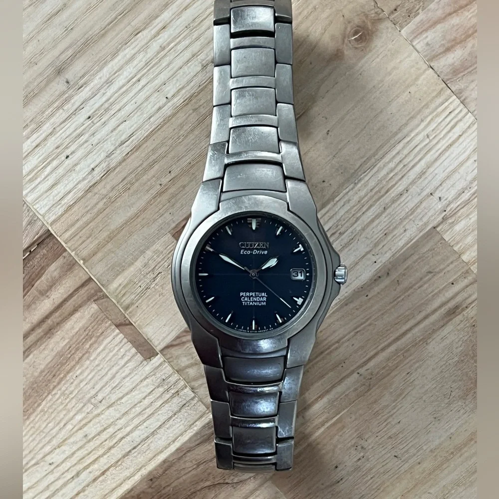 Citizen brand eco