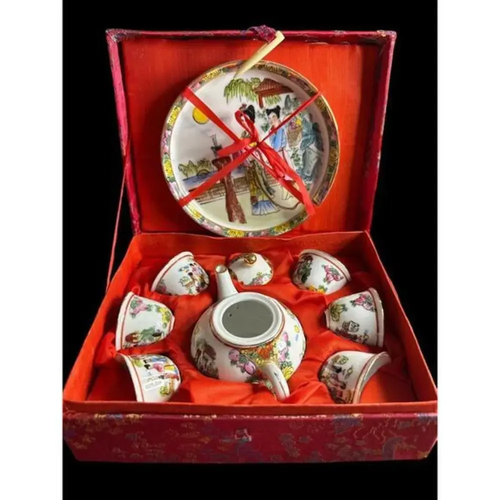 Vintage Gorgeous mini Chinese porcelain tea party set - for child or adult to en