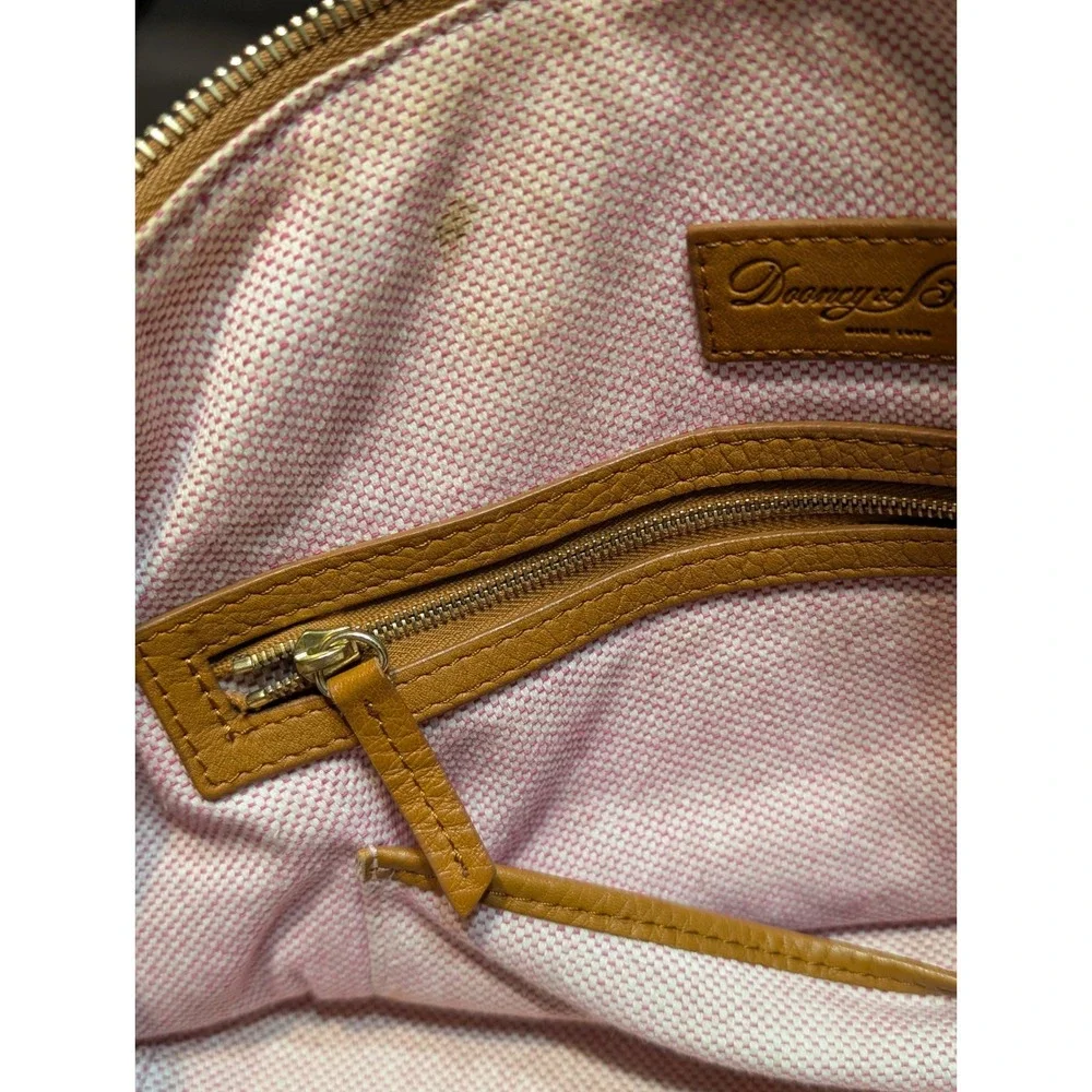 Dooney & Bourke please note