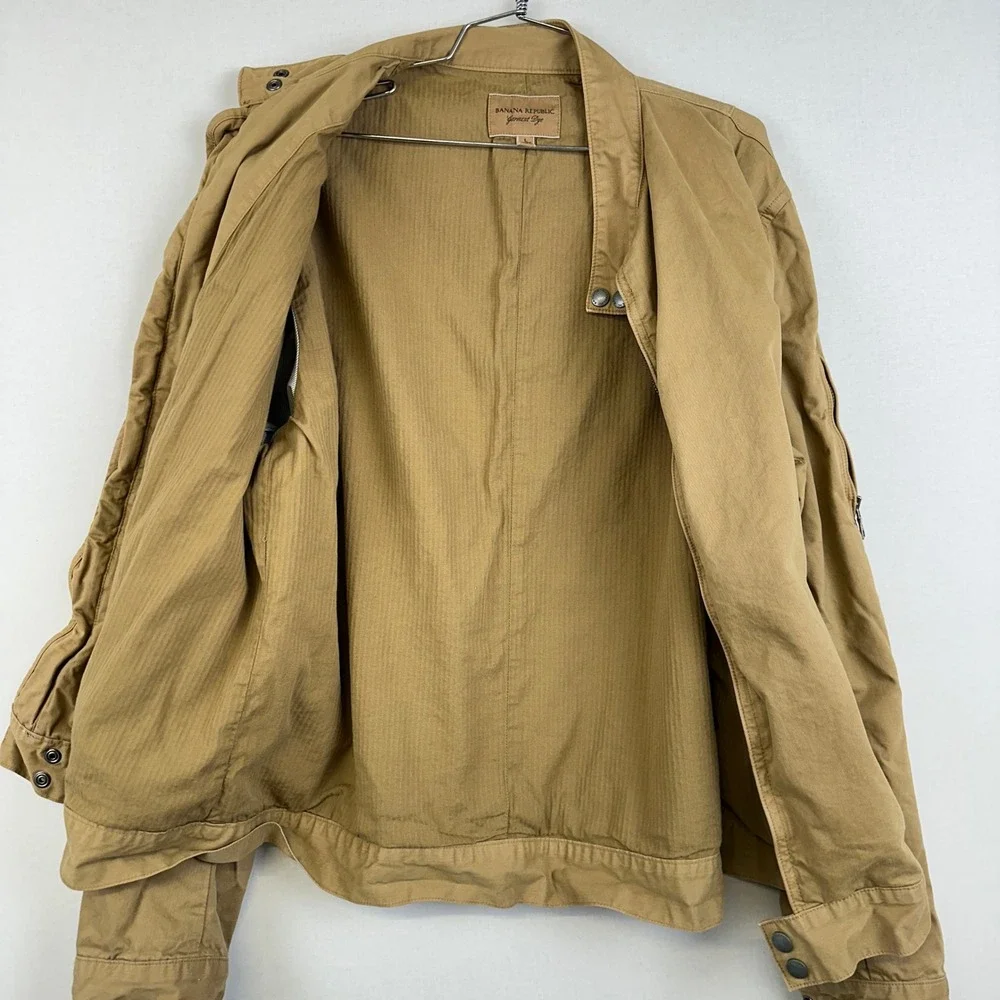 Banana Republic good sweat