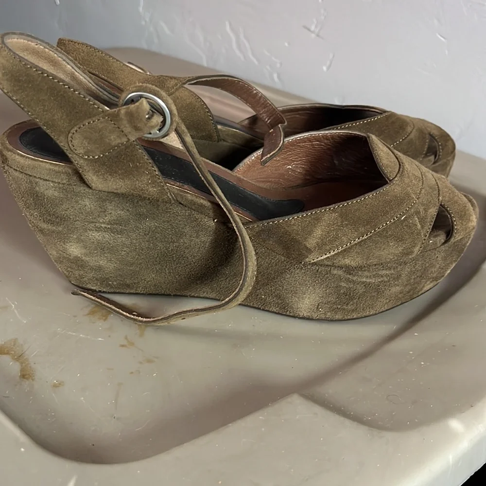 Marni wedge suede heels olive size 37 or 6.5