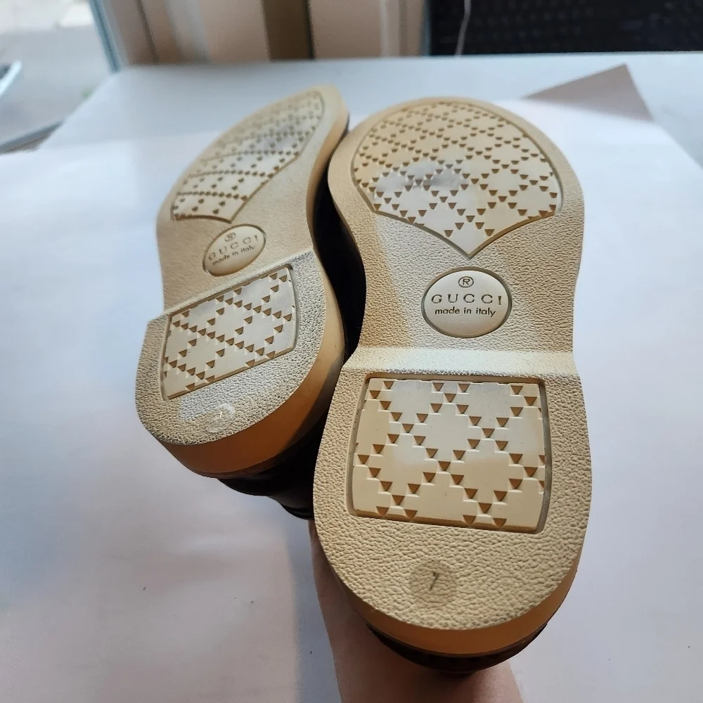 Gucci delta boat