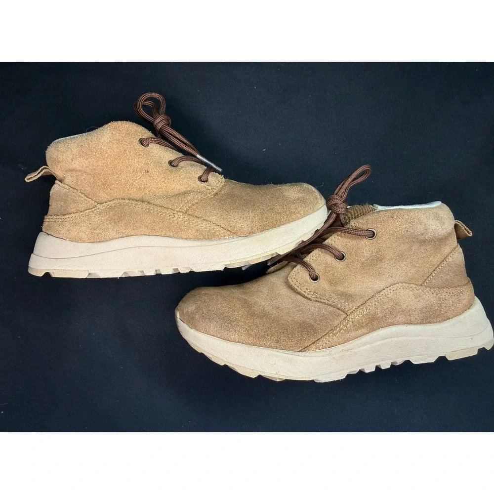 UGG step into