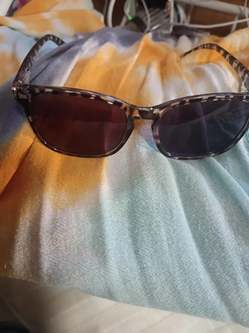 Women’s Gray Tortoiseshell 3.00 Readers  Sunglasses - Classic Polarized Look