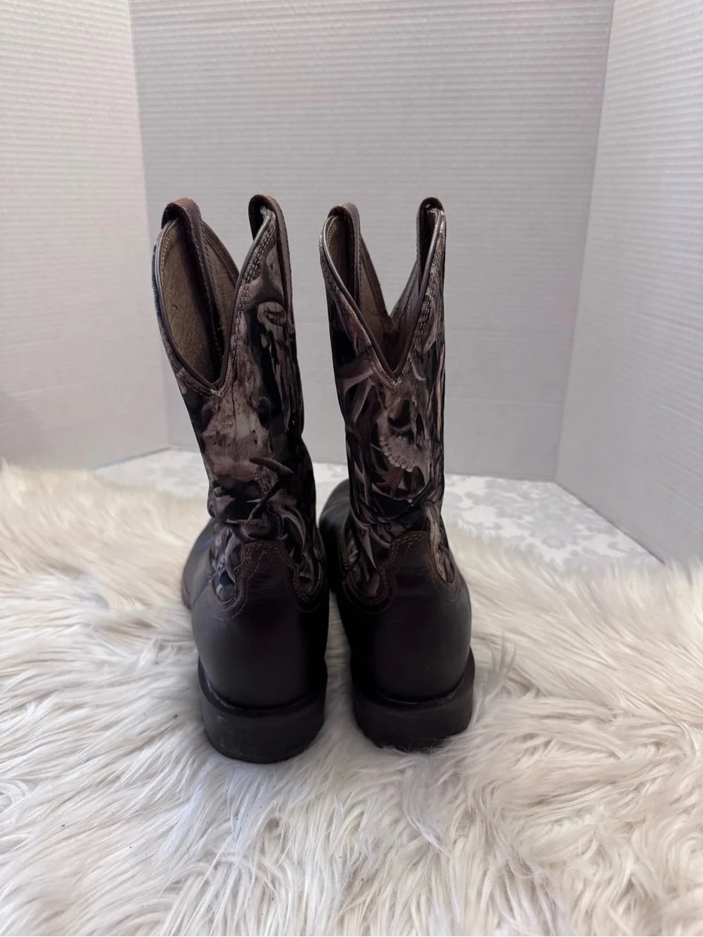 Ariat hair leather listings