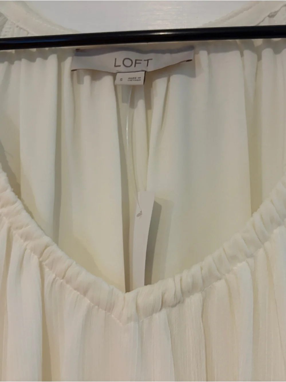 LOFT lightweight cream