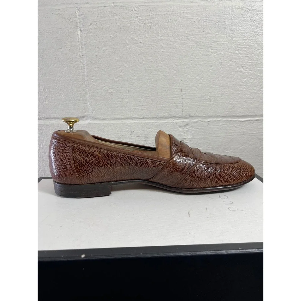 Shoeman Lau elevate your