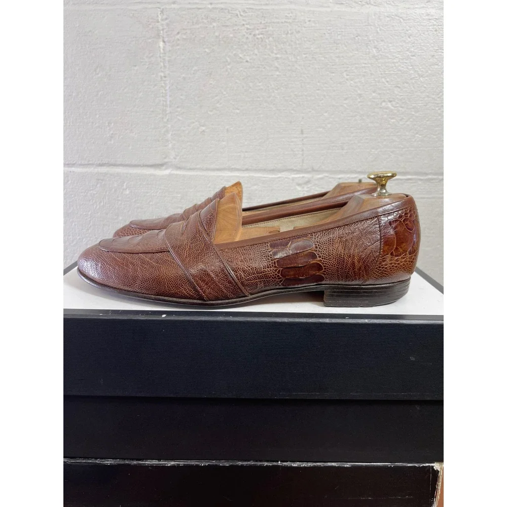 Shoeman Lau elevate your
