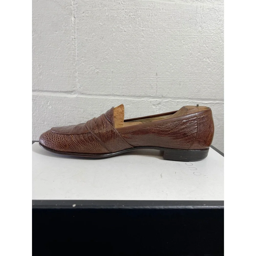 Shoeman Lau elevate your