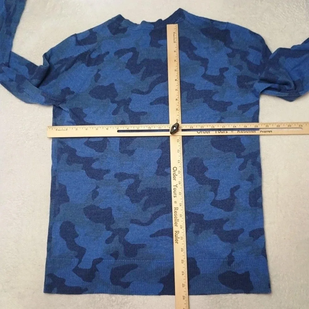 Banana Republic 307002 camo type