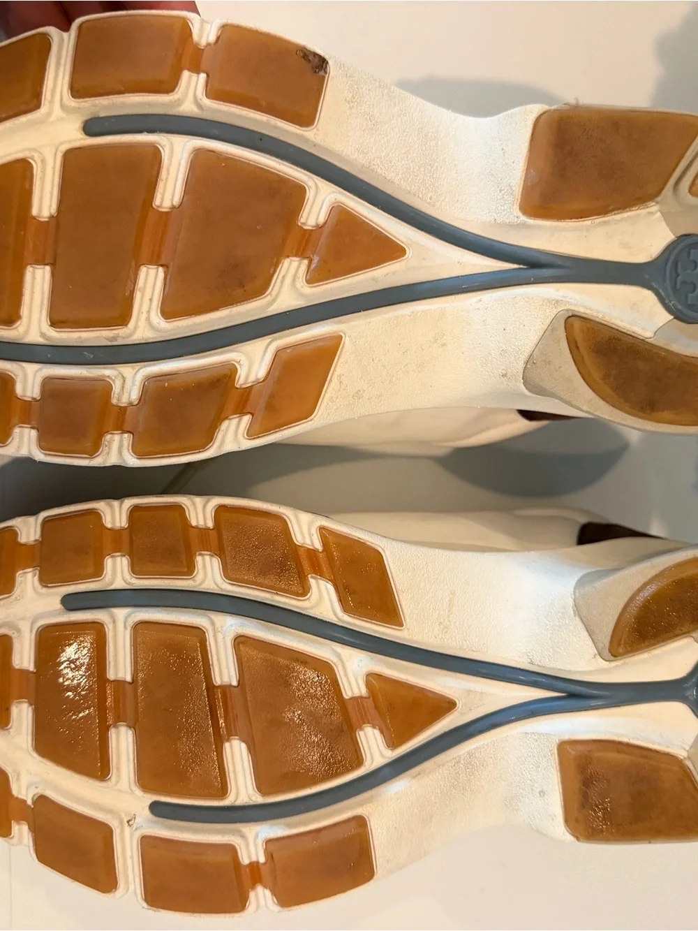 Tory Burch while logo
