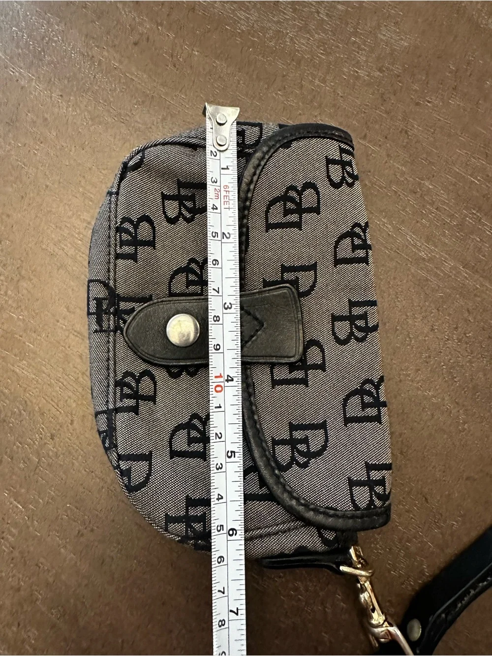 Dooney & Bourke dooney bourke