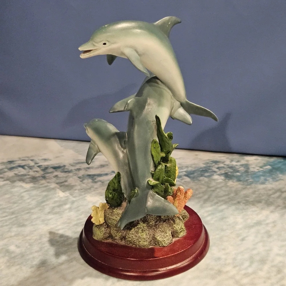N/A decorative resin