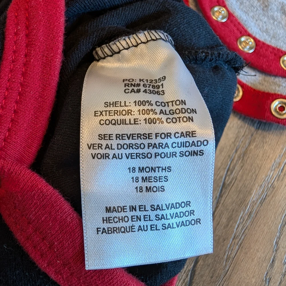 GEN2 Wisconsin Badgers Onesies Bundle of 3 Black Red and Gray Size 18 Months