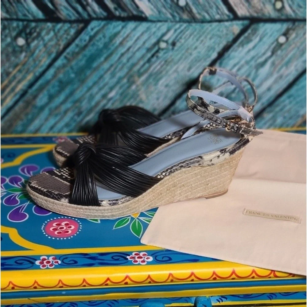 Francis Valentine new box