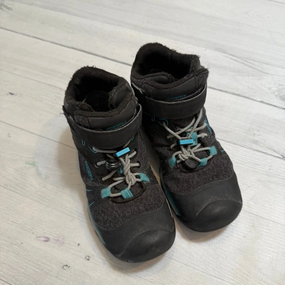 Keen kids black