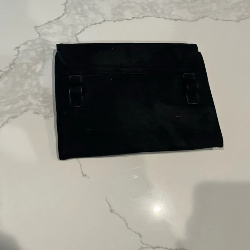 Forever 21 sleek black