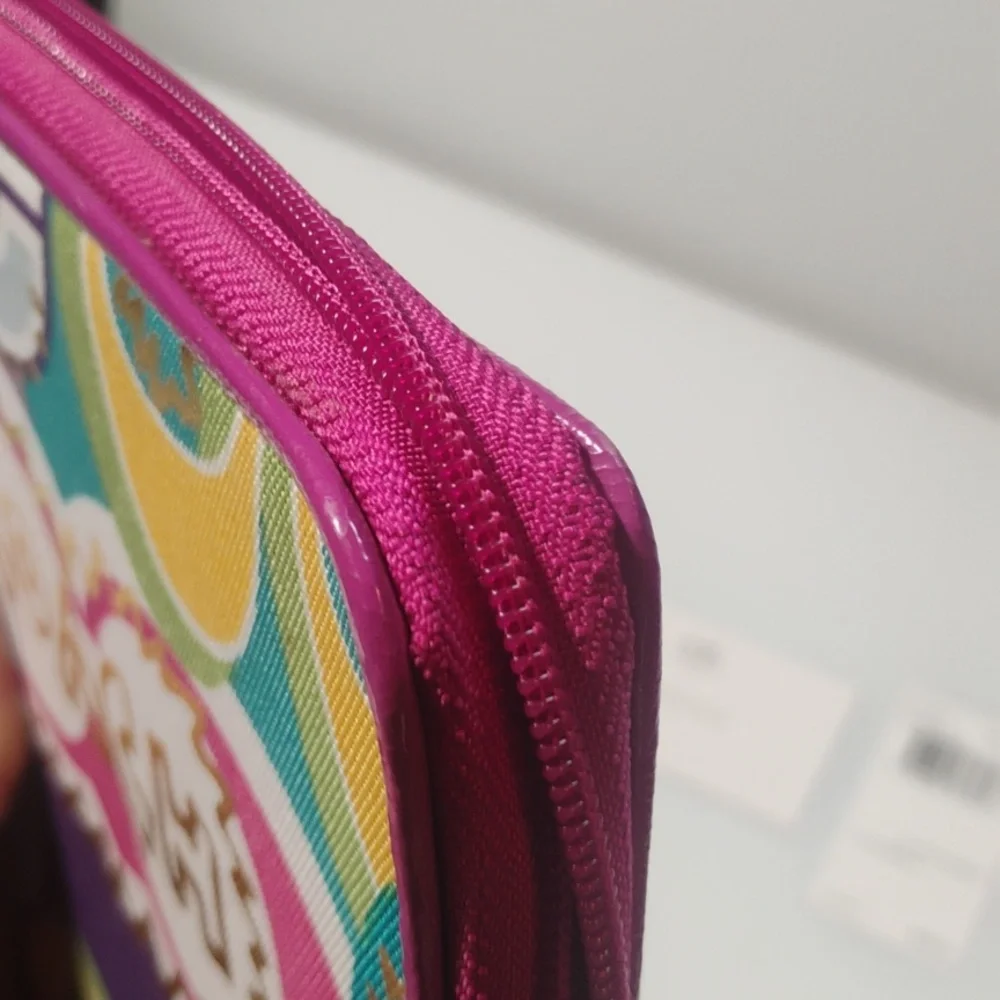 Coach pattern yellow zip