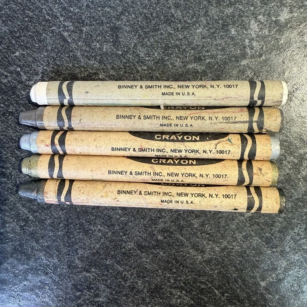 Crayola vtg crayons