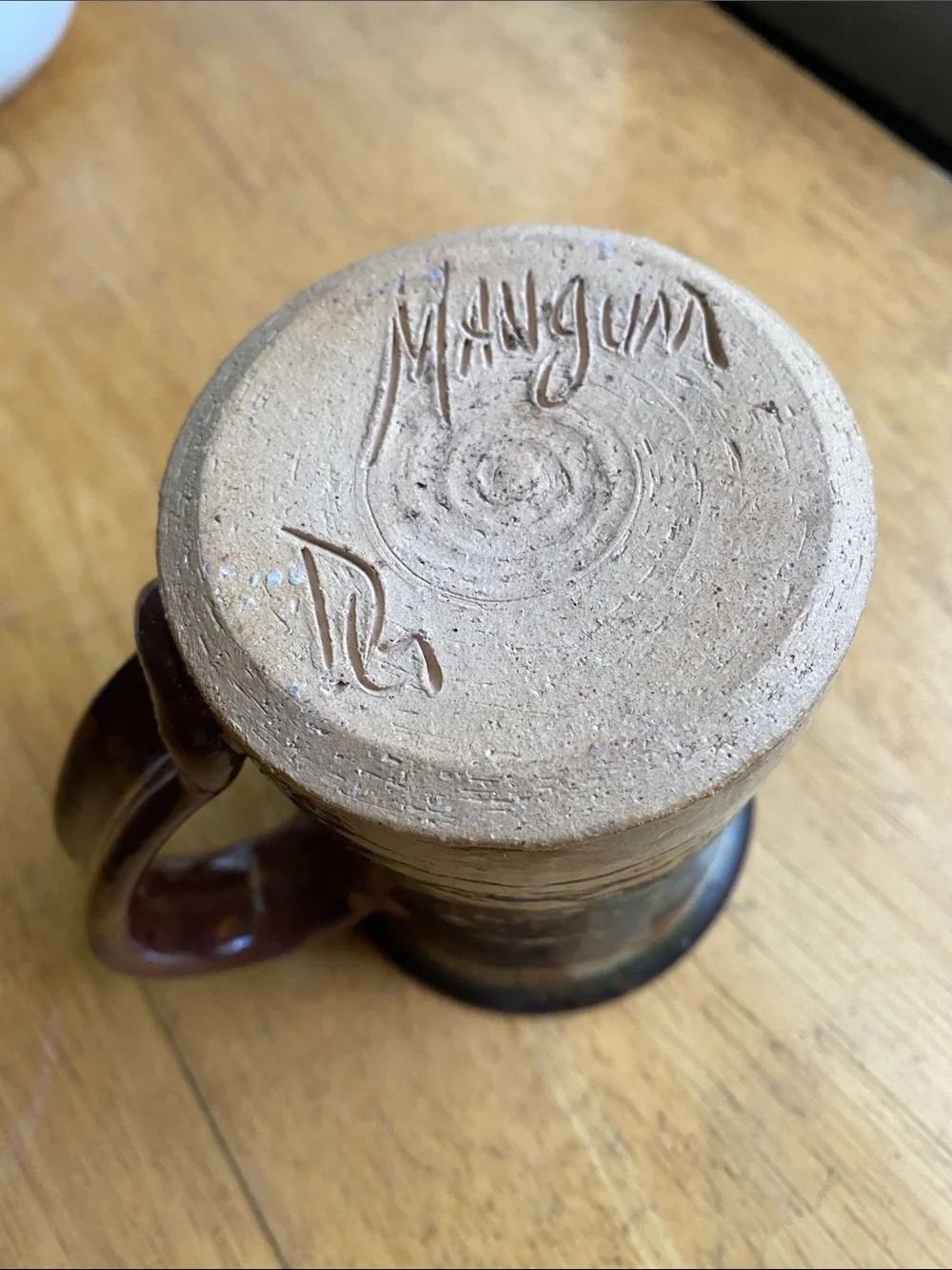 Magnum bottom this