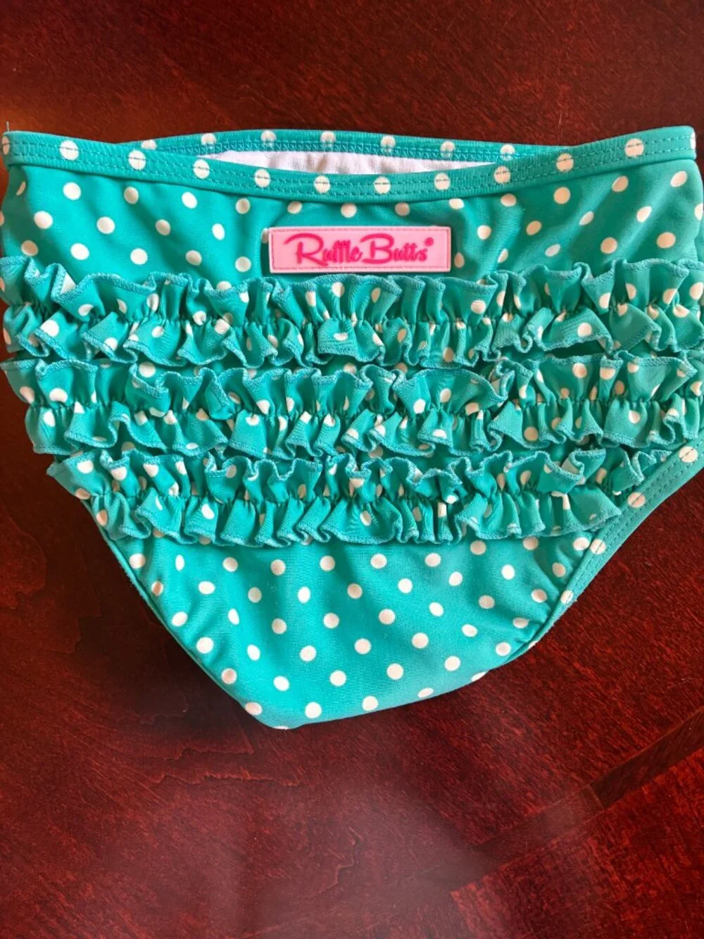 Rufflebutts 👙 like