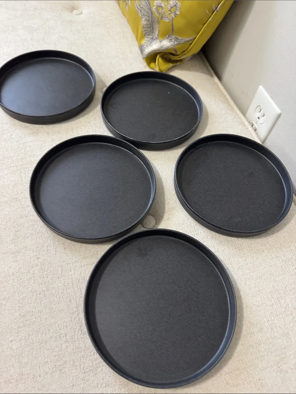 Pottery Barn five round