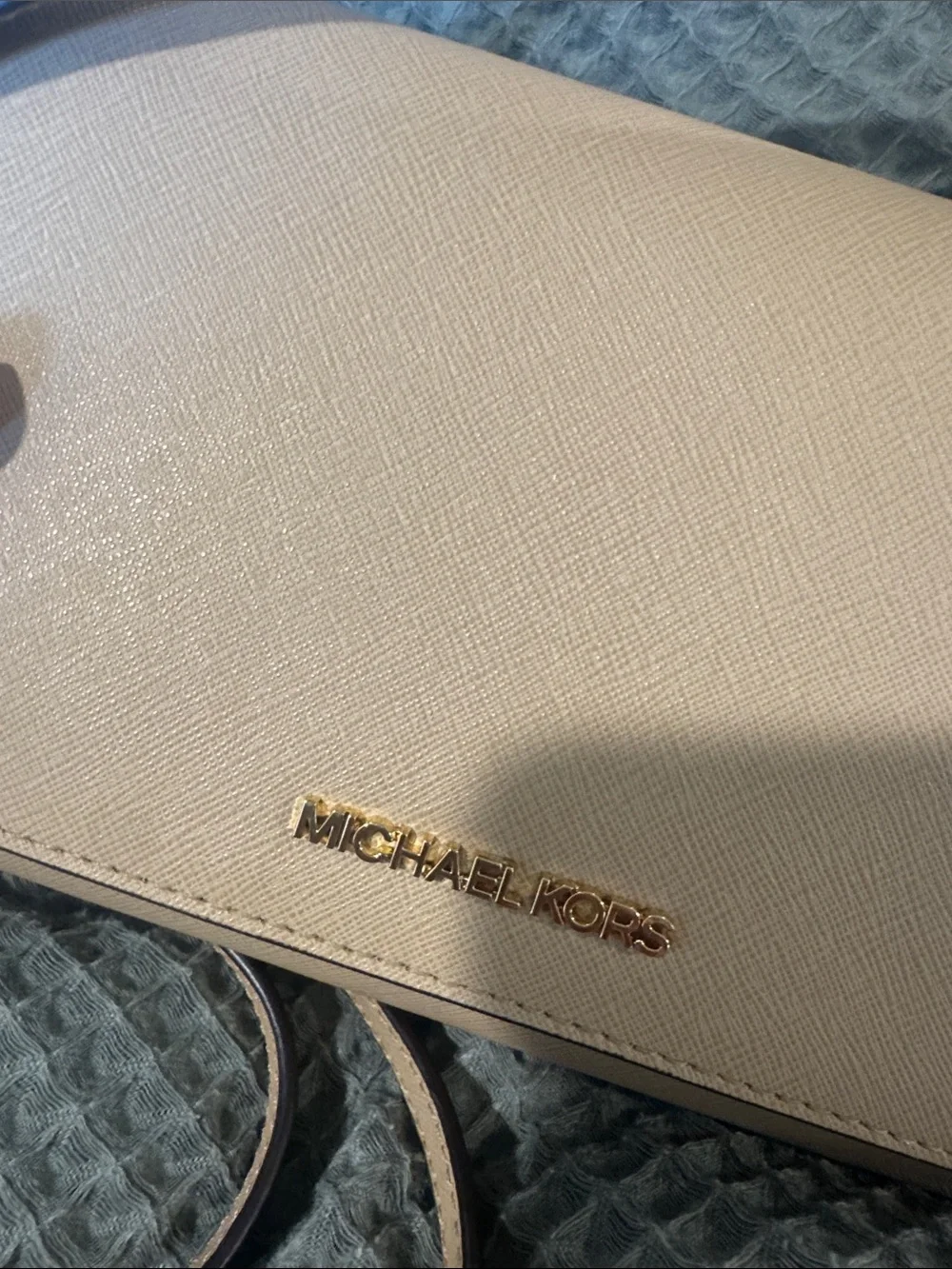 Michael Kors compact michael