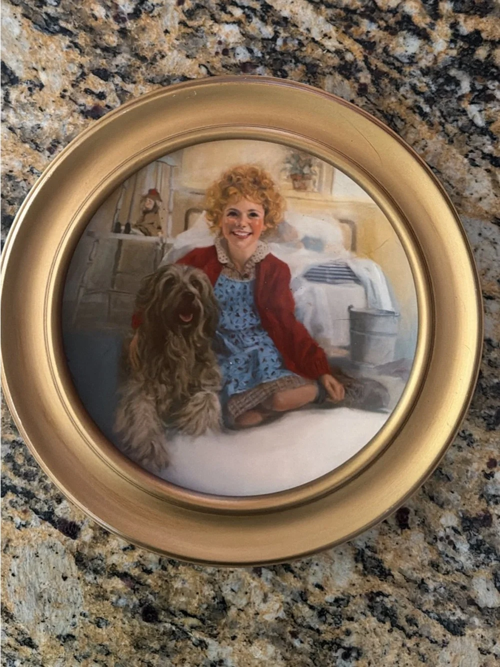 Knowles decorative plate