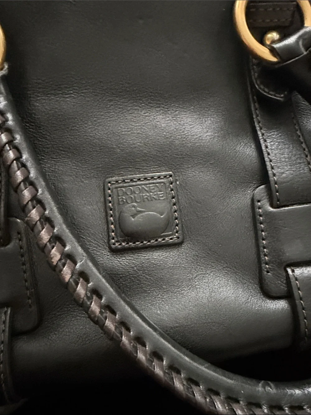 Dooney & Bourke gorgeous bag