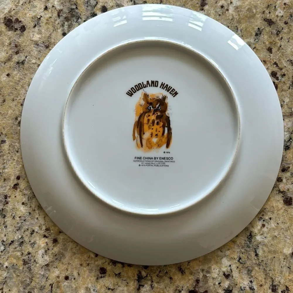 WOODLAND HAVEN ENESCO VINTAGE 1976 COLLECTOR PLATE HANS PAUL LUETCKE DEER Fawn‎