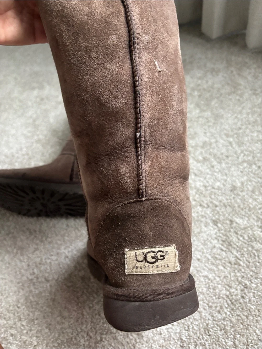 UGG classic mid