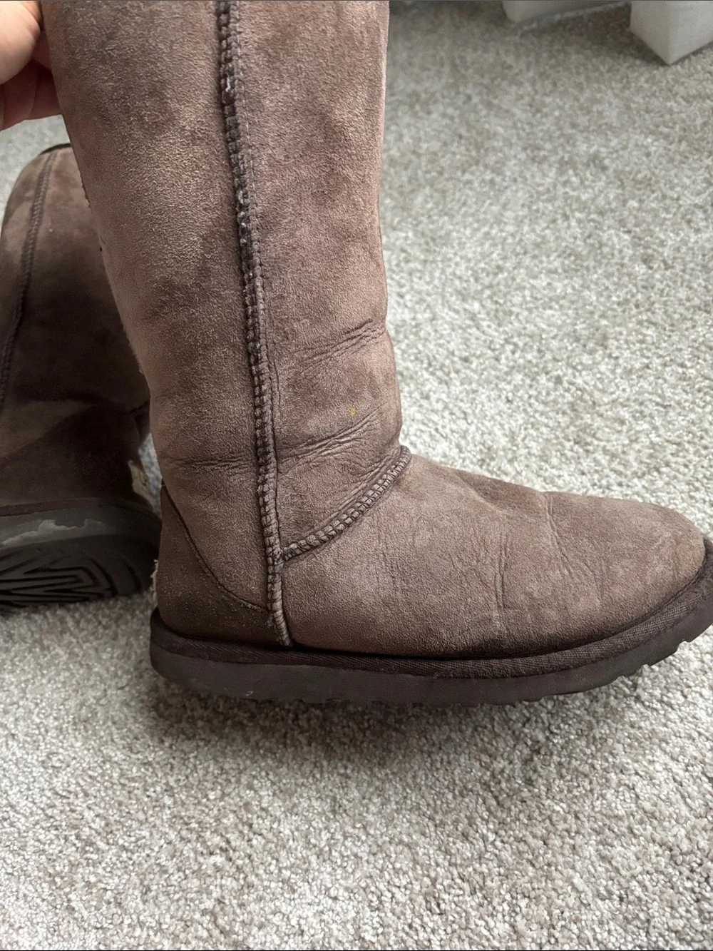 UGG classic mid