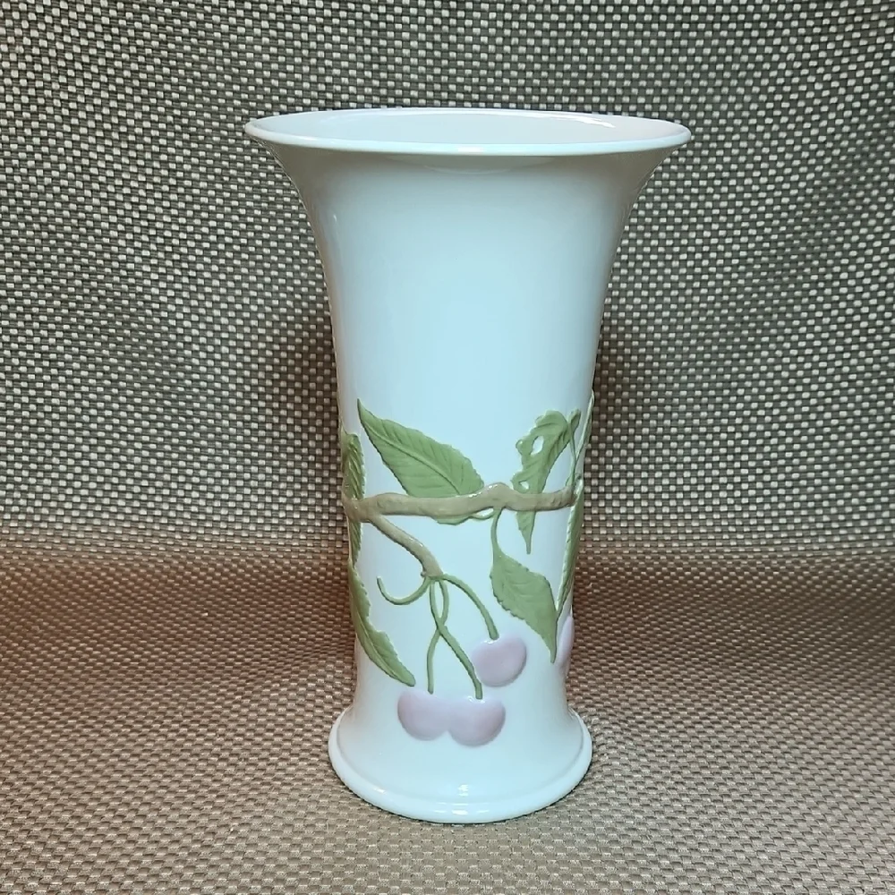 Goebel Vase Raised Cherry Made In W Germany Vintage Large Version